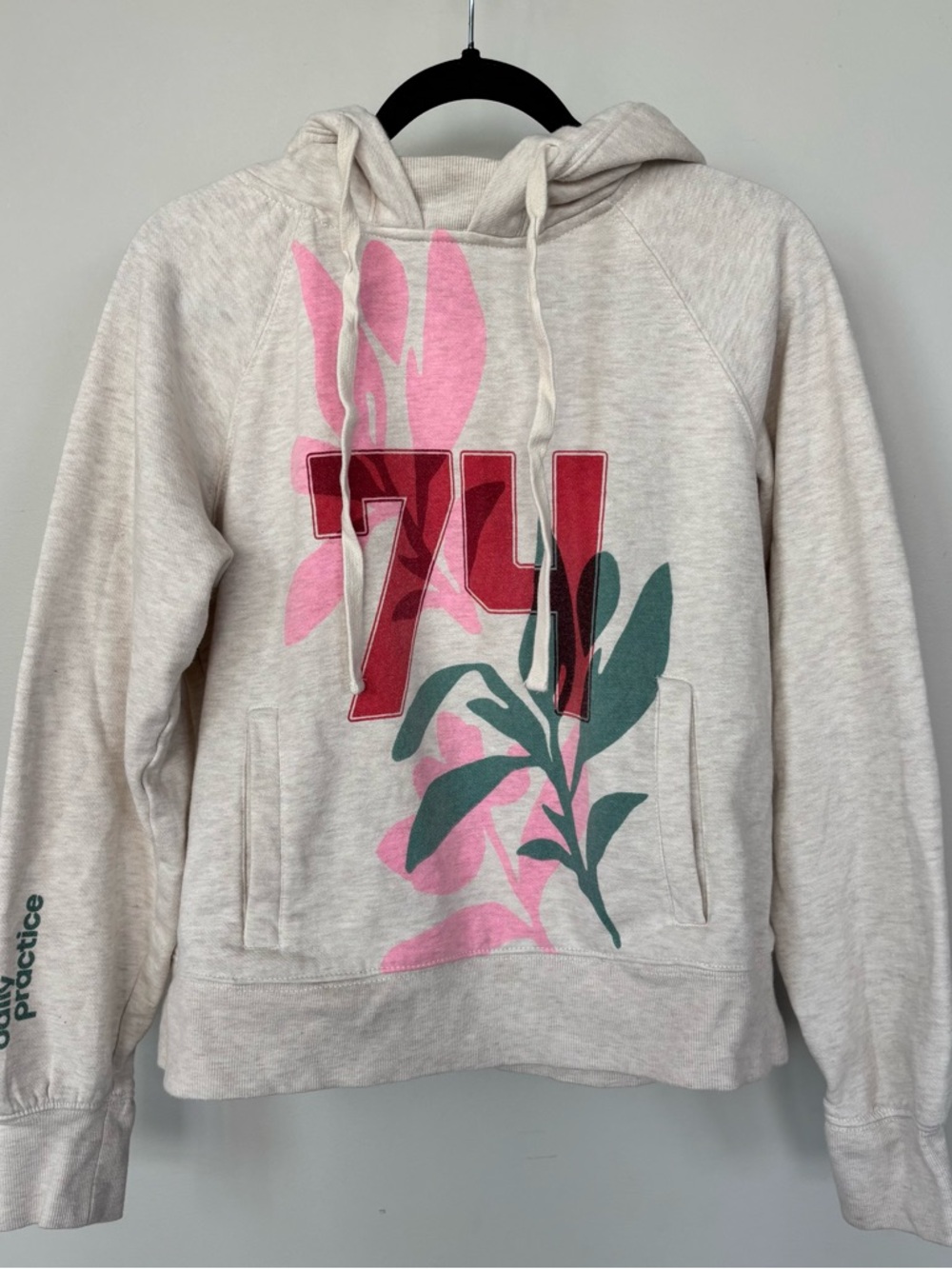 Daily‎ Practice 74 Hoodie Size M